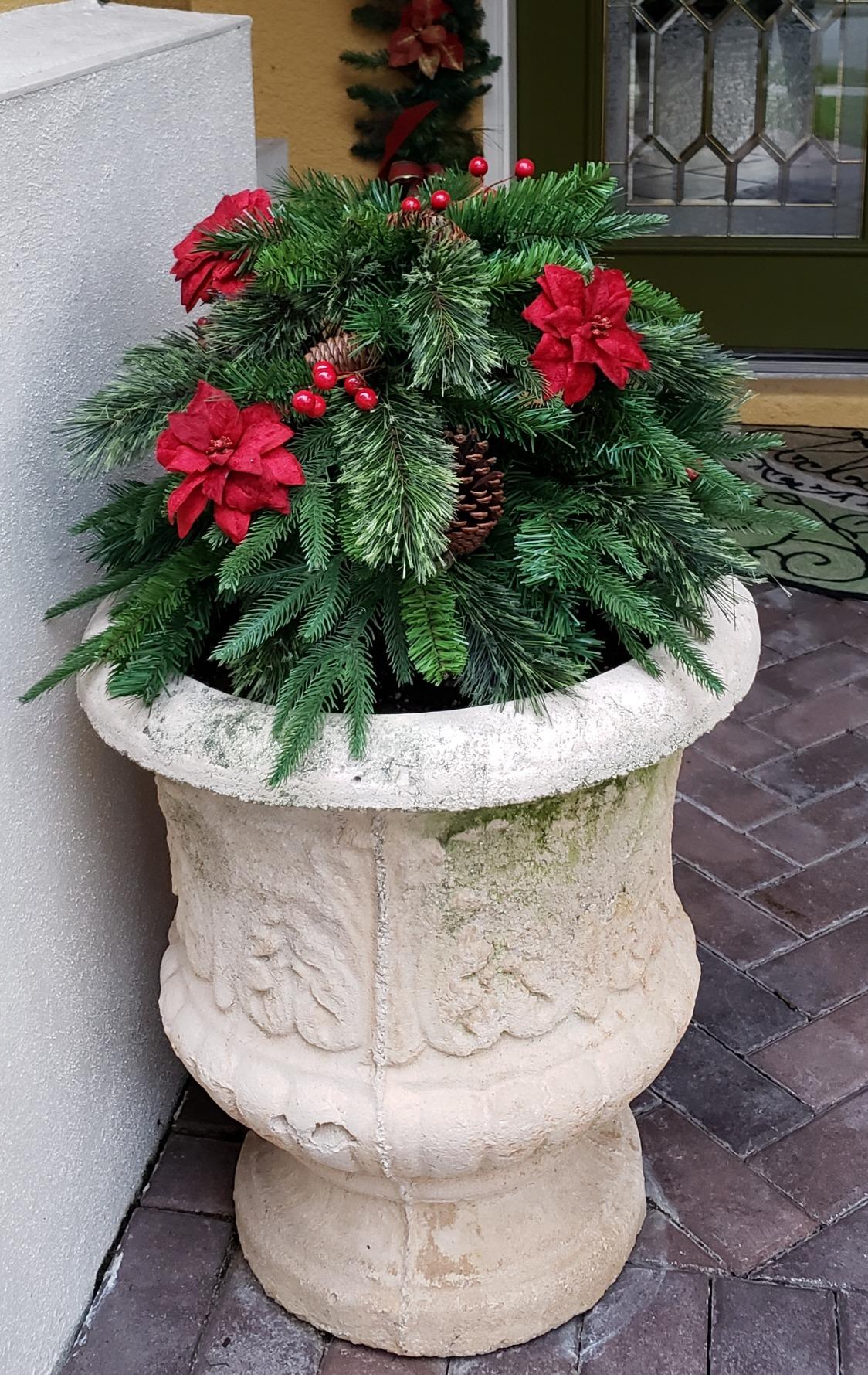 🎄Pre-lit Artificial Christmas Tree Urn Filler ▶︎ Weatherproof sparkle for entryways and patios