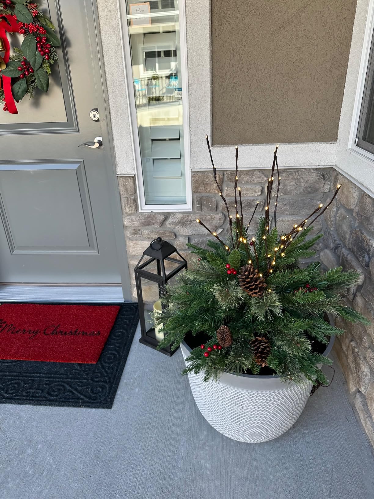 🎄Pre-lit Artificial Christmas Tree Urn Filler ▶︎ Weatherproof sparkle for entryways and patios